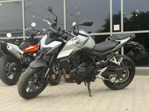 Honda CB 750 Hornet, 2026 c НДС
