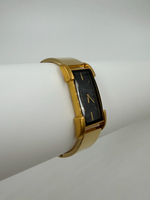 Часы Yves Saint Laurent