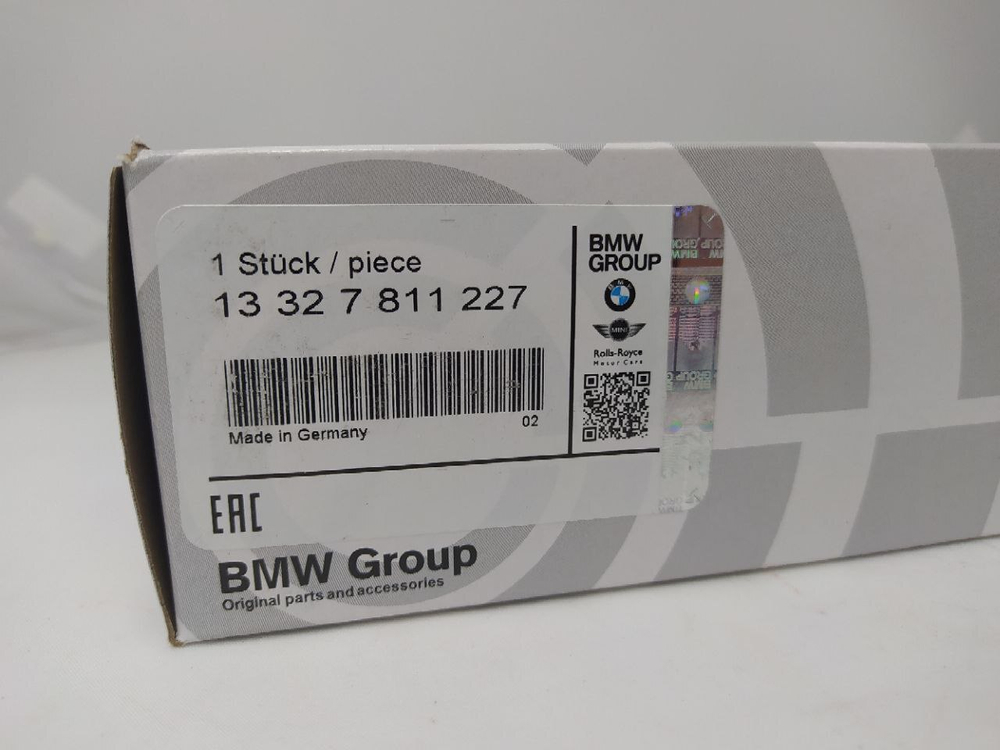 Фильтр топливный 13327811227 BMW X5. 5-series