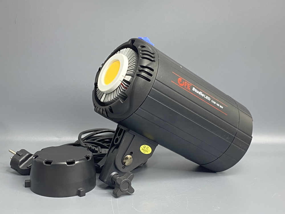 Falcon Eyes Studio LED COB180 BW