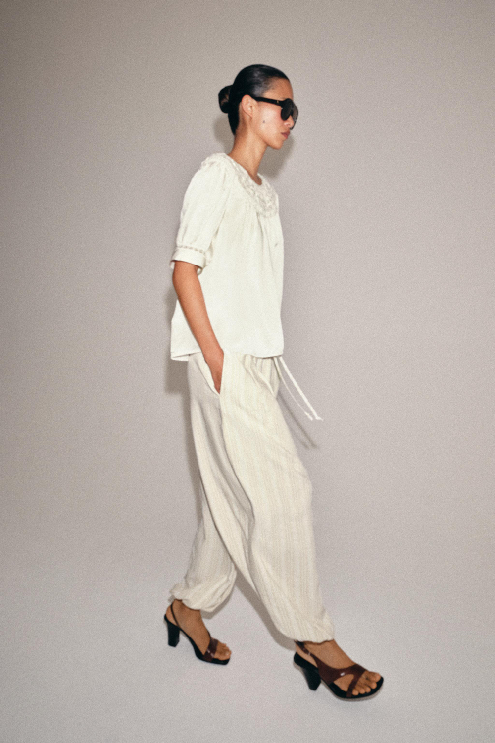 БРЮКИ-ШАРОВАРЫ В ПОЛОСКУ — ZW COLLECTION — ZARA