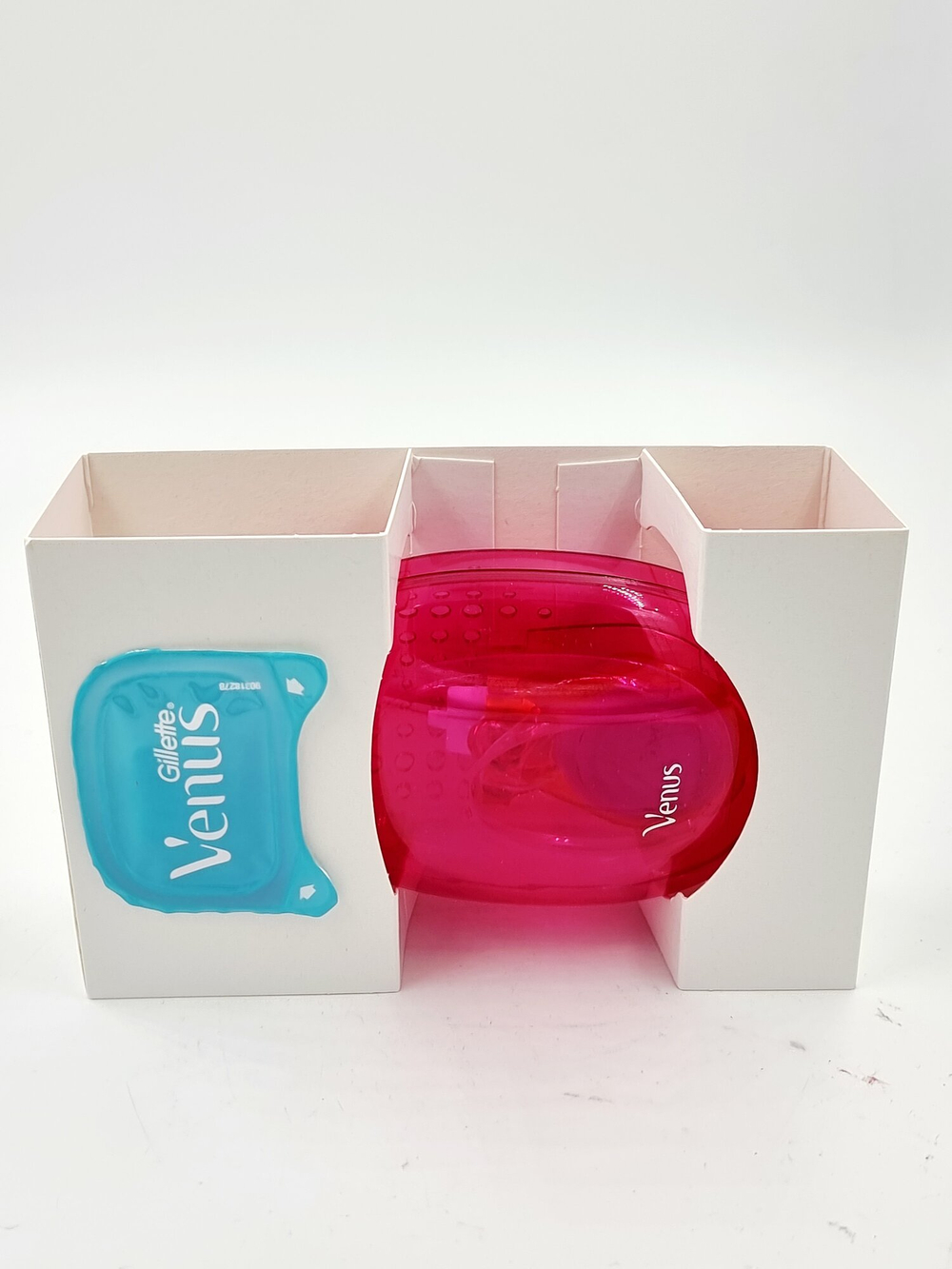 GILLETTE VENUS Snap EMBRACE Компактная бритва (станок+1 кассета) Travel Size  пластиковый чехол розового цвета.