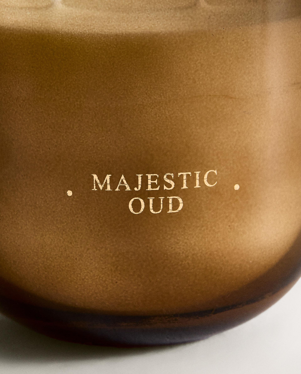 Свеча ароматическая Majestic Oud 400 г Zara Home, фото 8