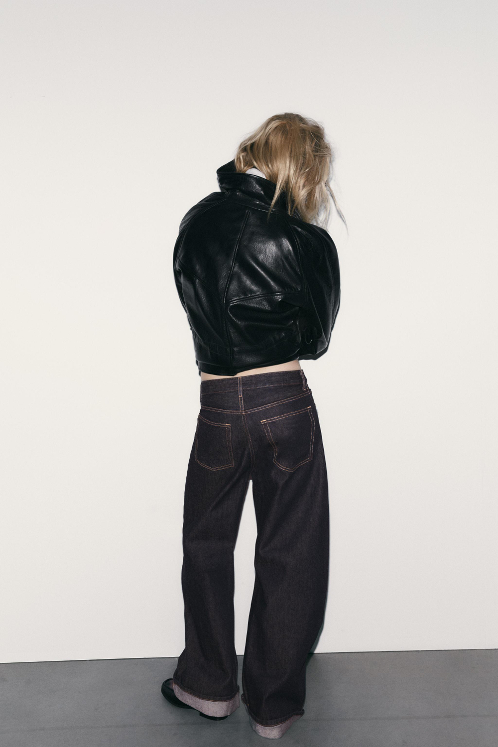 ДЖИНСЫ TRF BAGGY FOLDED СО СРЕДНЕЙ ПОСАДКОЙ — ZARA