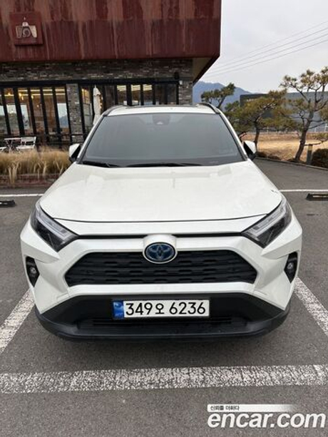 Toyota RAV4 2.5 2WD Hybrid — 2022