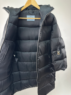 Пуховик Prada