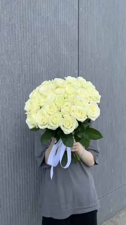 Букет из белых роз