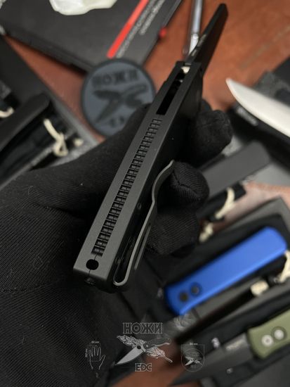 Складной нож Pro-Tech Malibu 5203 Reverse Tanto c клинком из стали CPM-20CV, рукоять алюминий