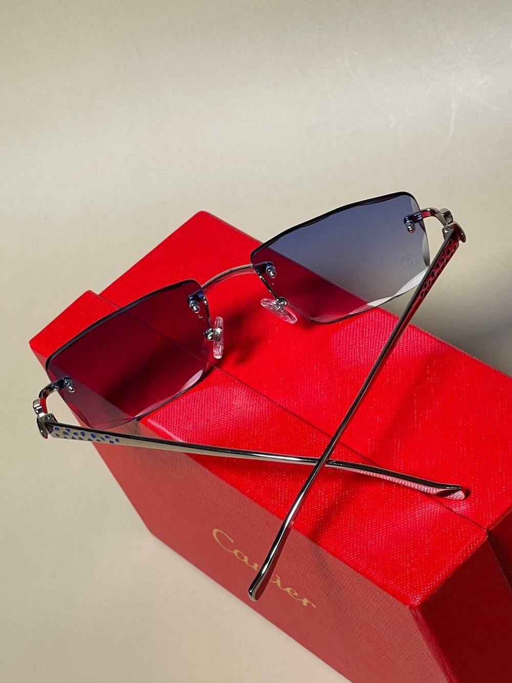 Солнечные очки Cartier