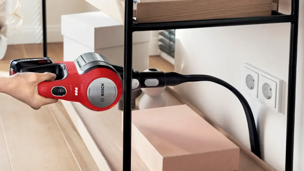 Пылесос Bosch BCS711PET