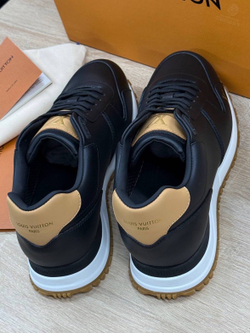 Кроссовки Louis Vuitton Run Away