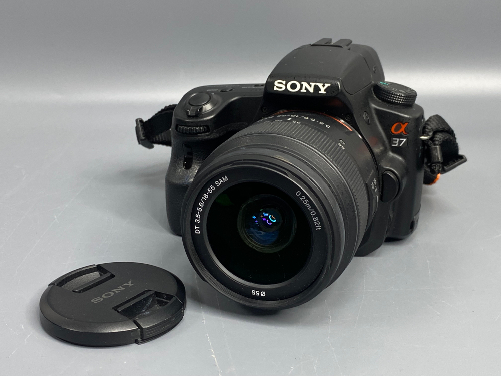 Sony SLT-A37 Kit 18-55
