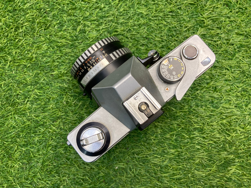 Praktica LTL + Carl Zeiss Jena DDR Tessar 2.8/50
