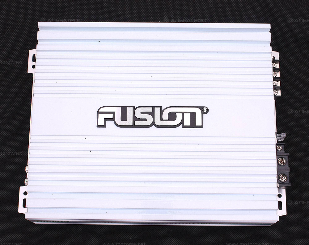 Усилитель 2-х канальный морской FUSION FM-402
