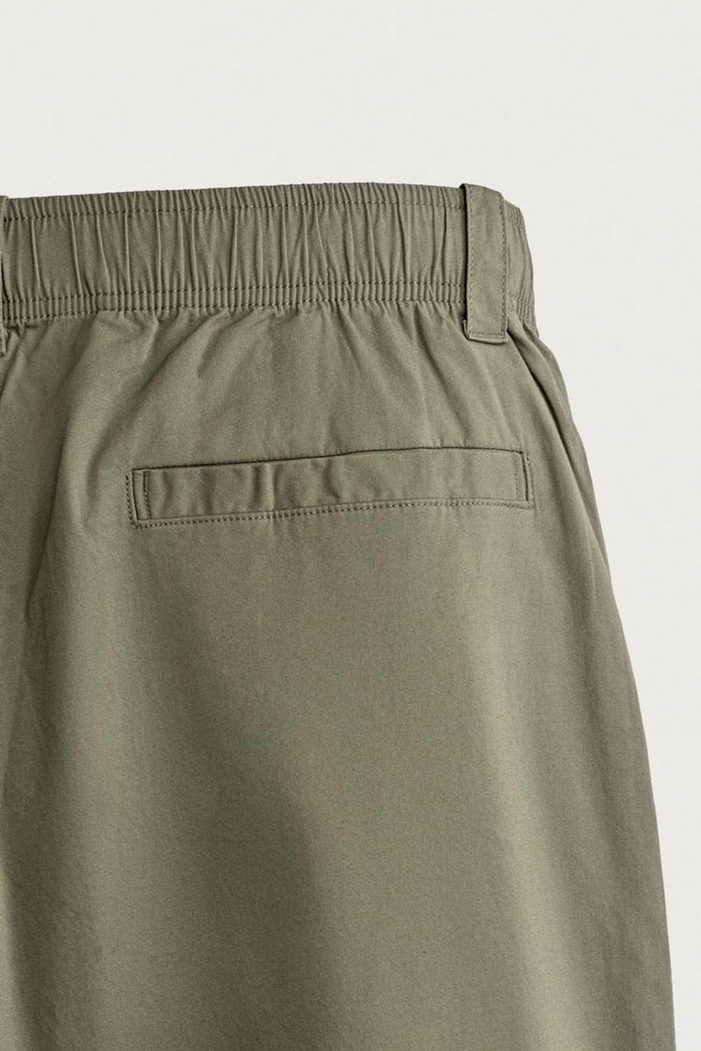 ZARA БРЮКИ RELAXED FIT СО СКЛАДКАМИ, ХАКИ