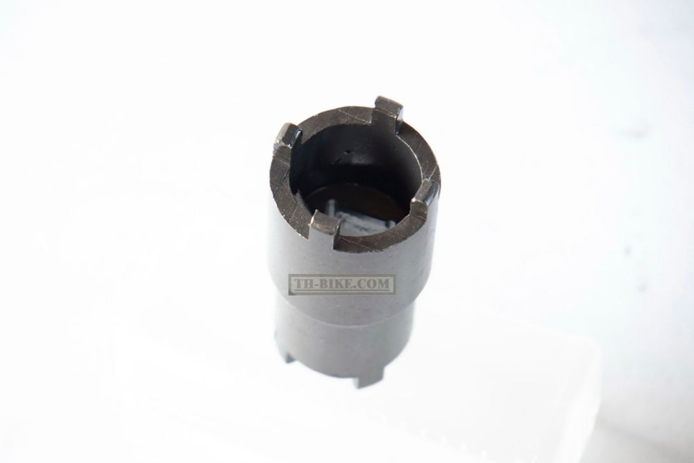 Lock nut wrench, 20 x 24 mm. No brand