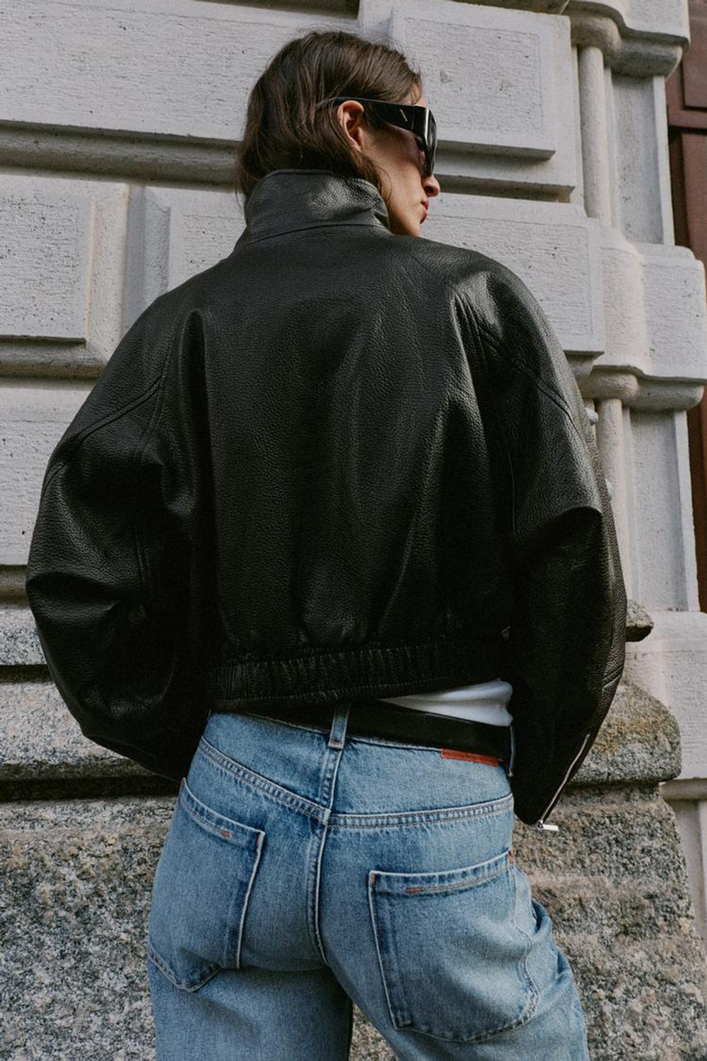 ZARA УКОРОЧЕННАЯ КУРТКА ИЗ ИСКУССТВЕННОЙ КОЖИ, ЧЕРНЫЙ