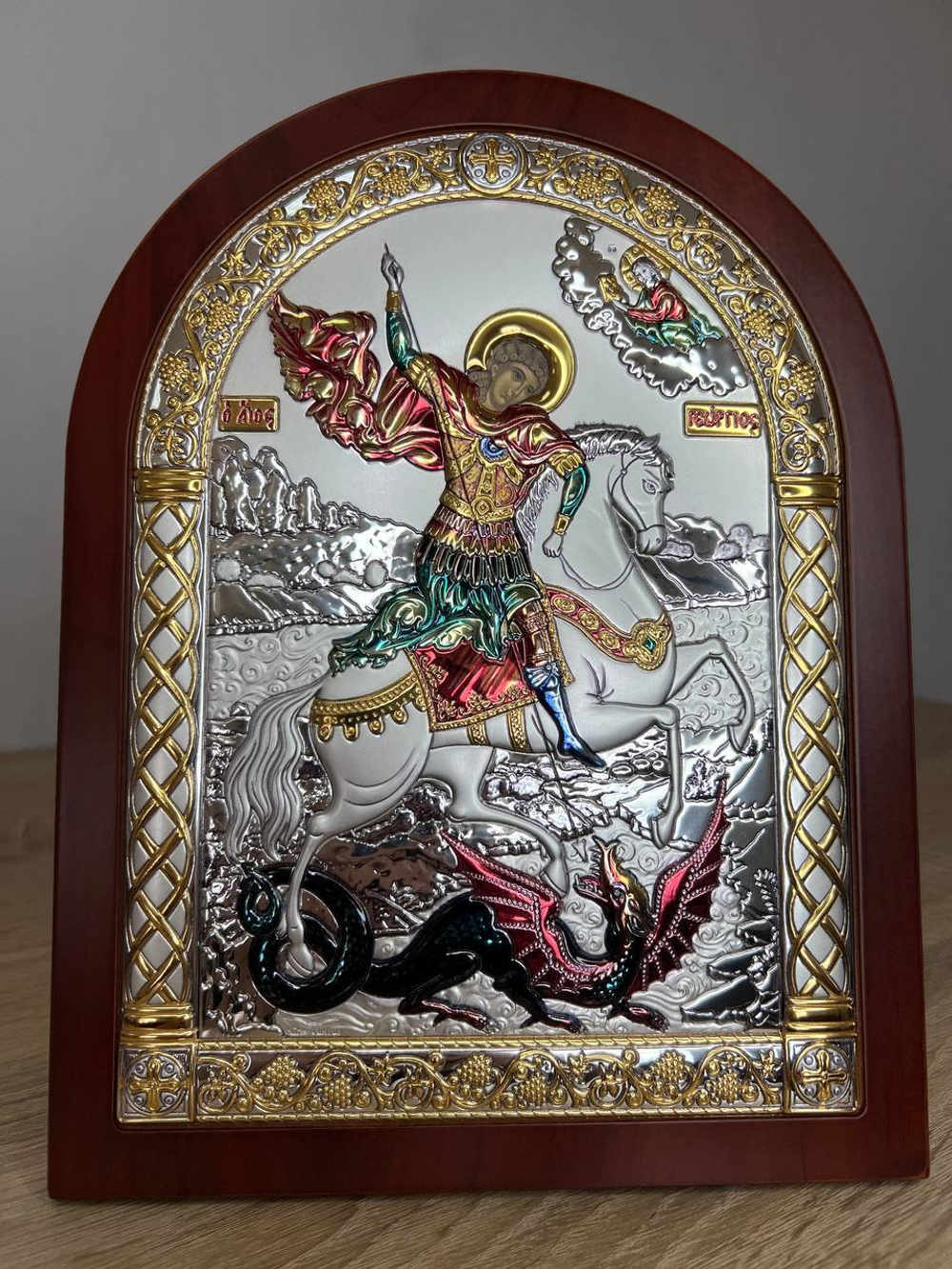 Георгий Победоносец, икона арочная, красное дерево, эмаль  60х75