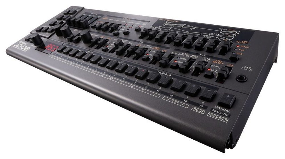 Roland JD-08