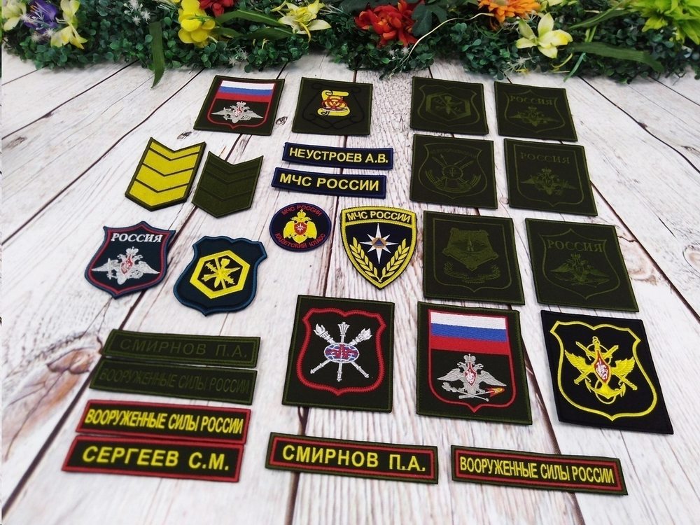 Вышивка шевронов, логотипов.
