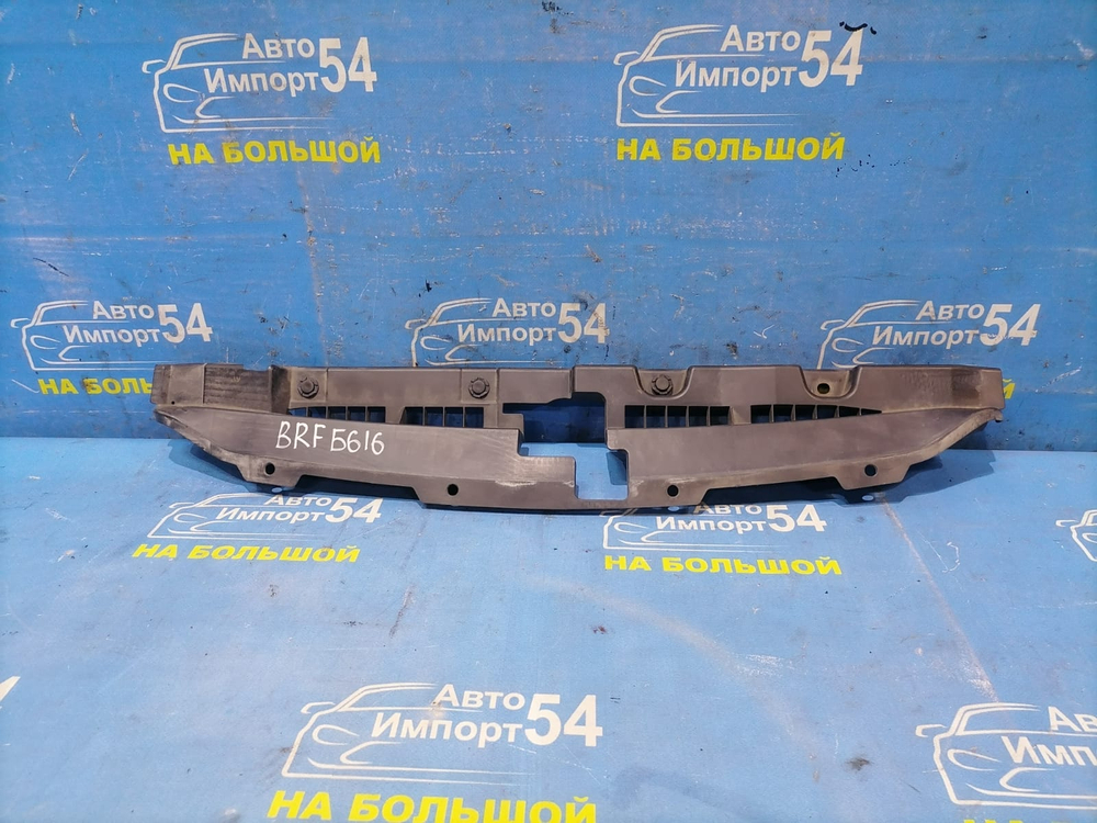 Накладка на рамку радиатора SUBARU OUTBACK 2009-2012