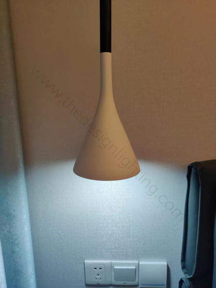 Pendant design lamp Aplomb by Foscarini (White)