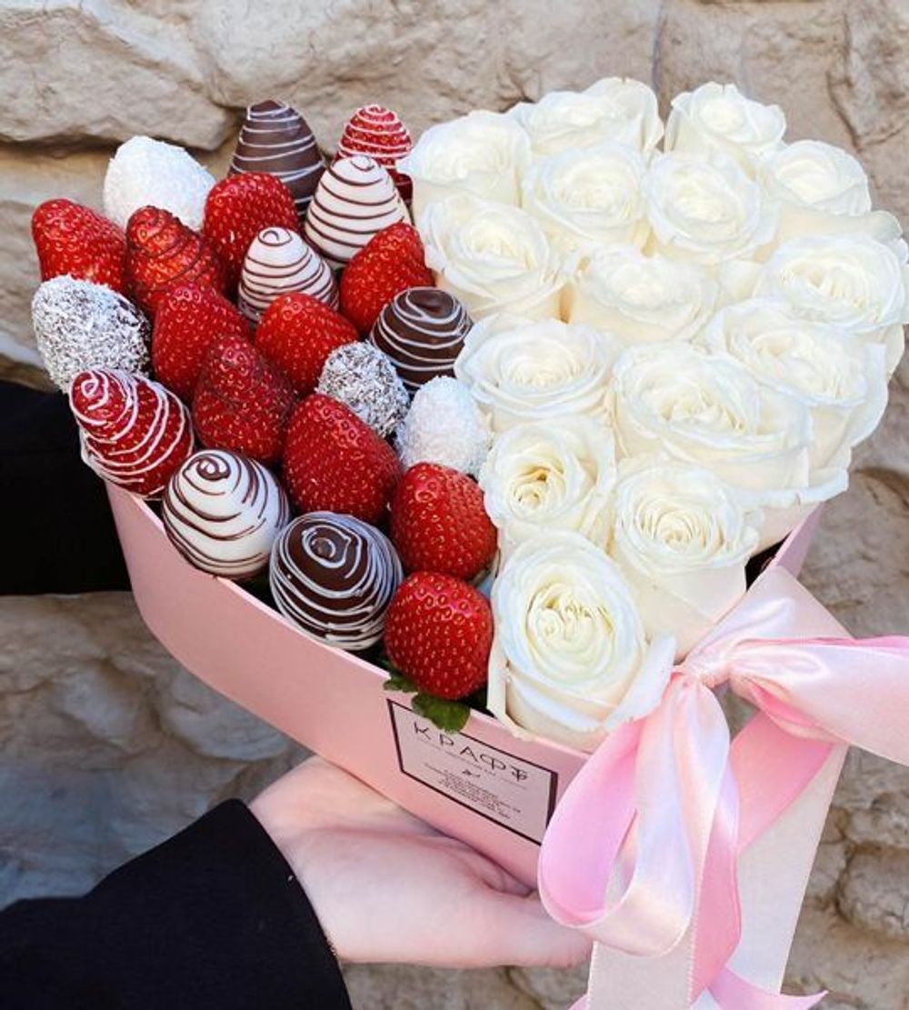 Бокс Love (M)