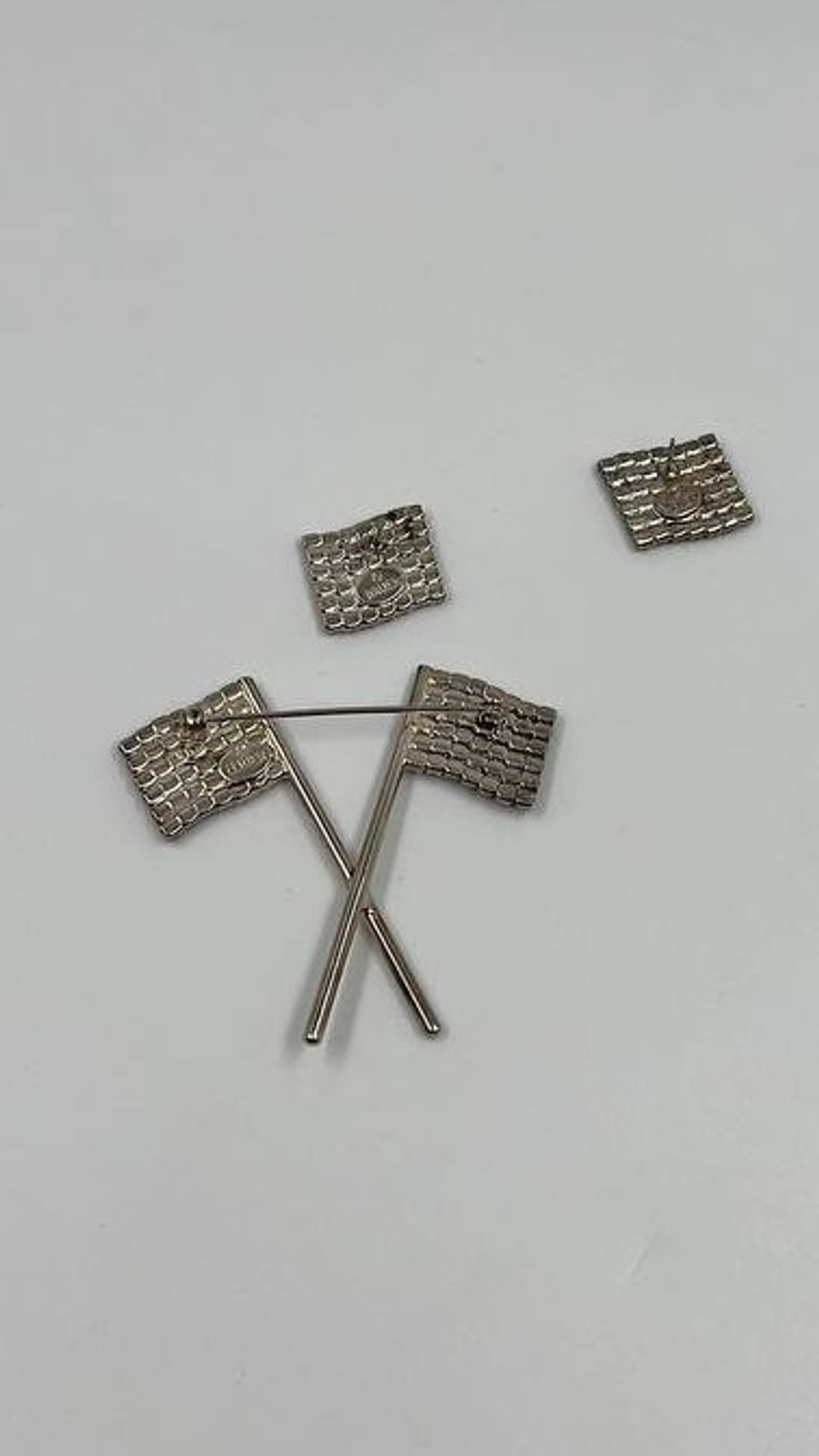 Комплект из броши и серёг Bauer