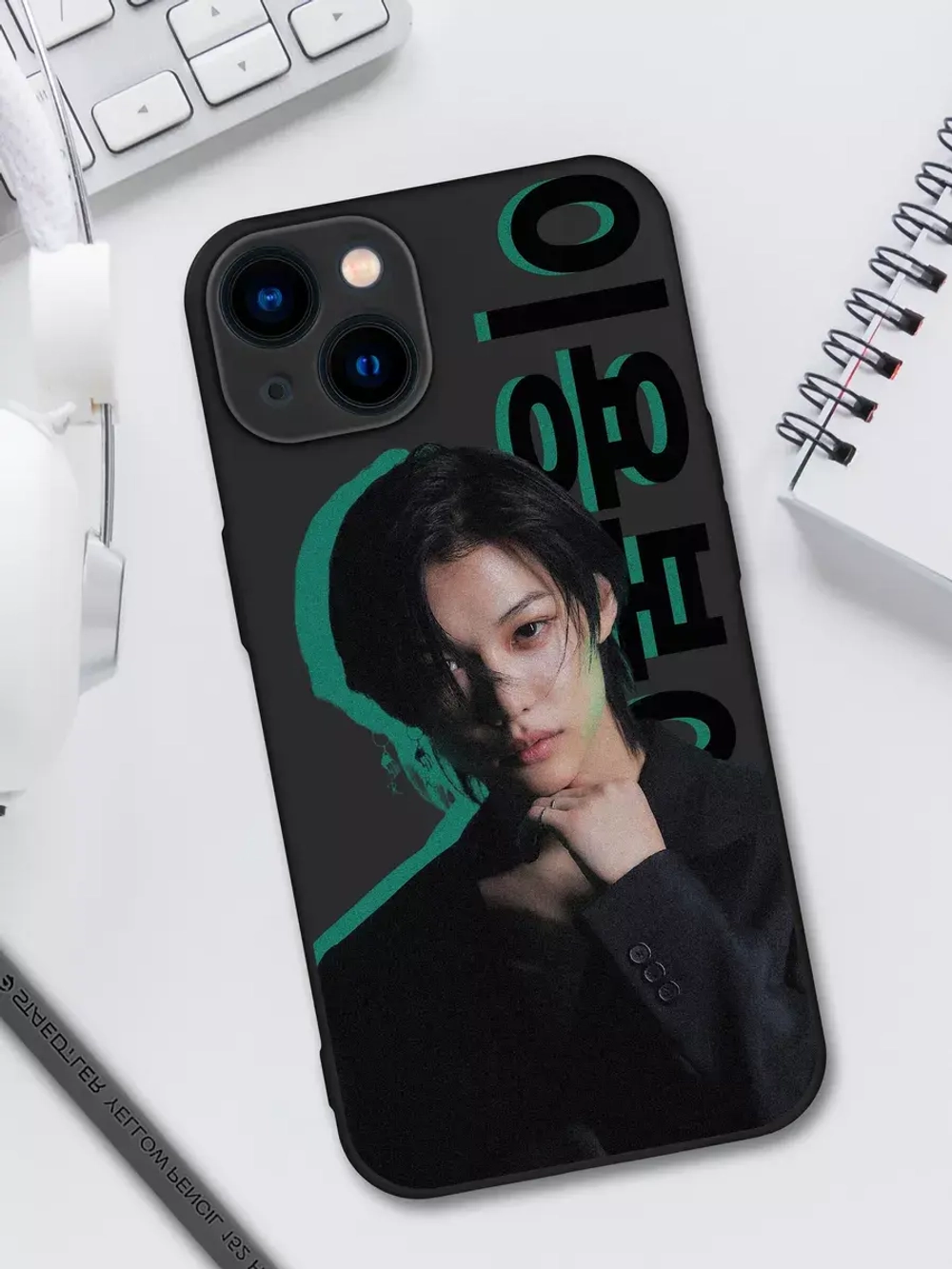 Чехол на iPhone 15 с принтом