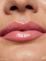 Блеск для губ "Butter Gloss Bling" (05 Creme Brulee), 8 мл