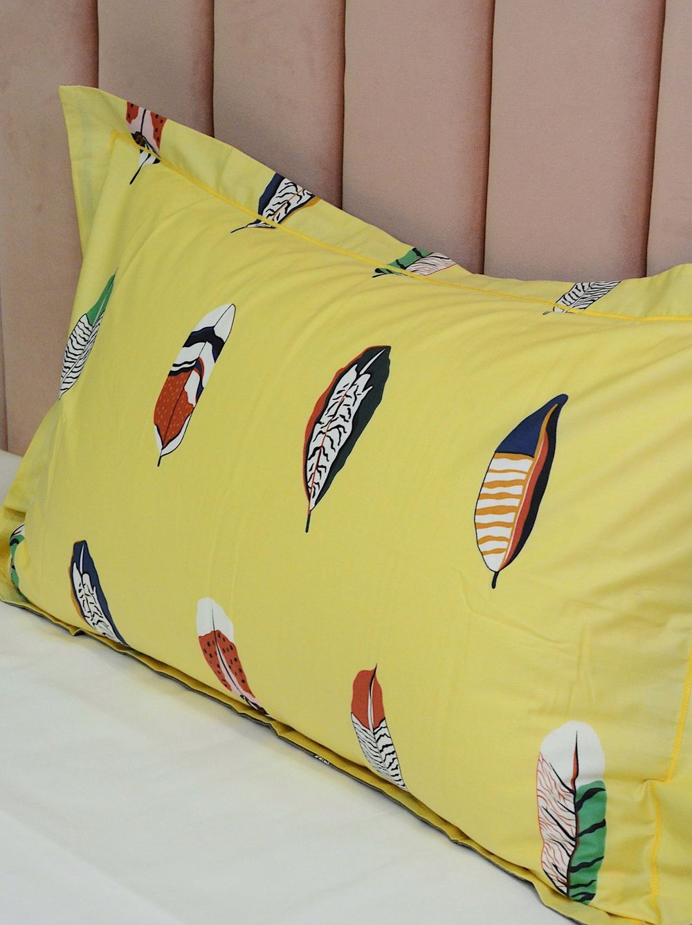 Постельное белье Feathers Yellow