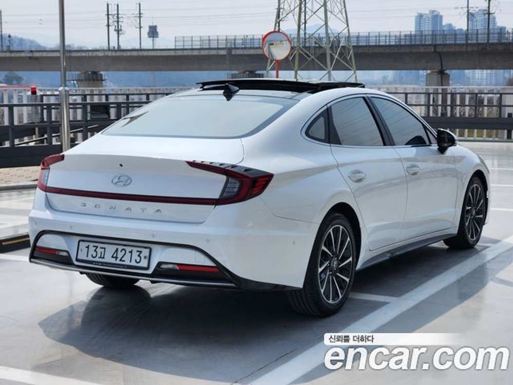 Hyundai Sonata 2.0 — 2020