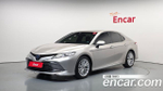 Toyota Camry 2.5 XLE Hybrid — 2018