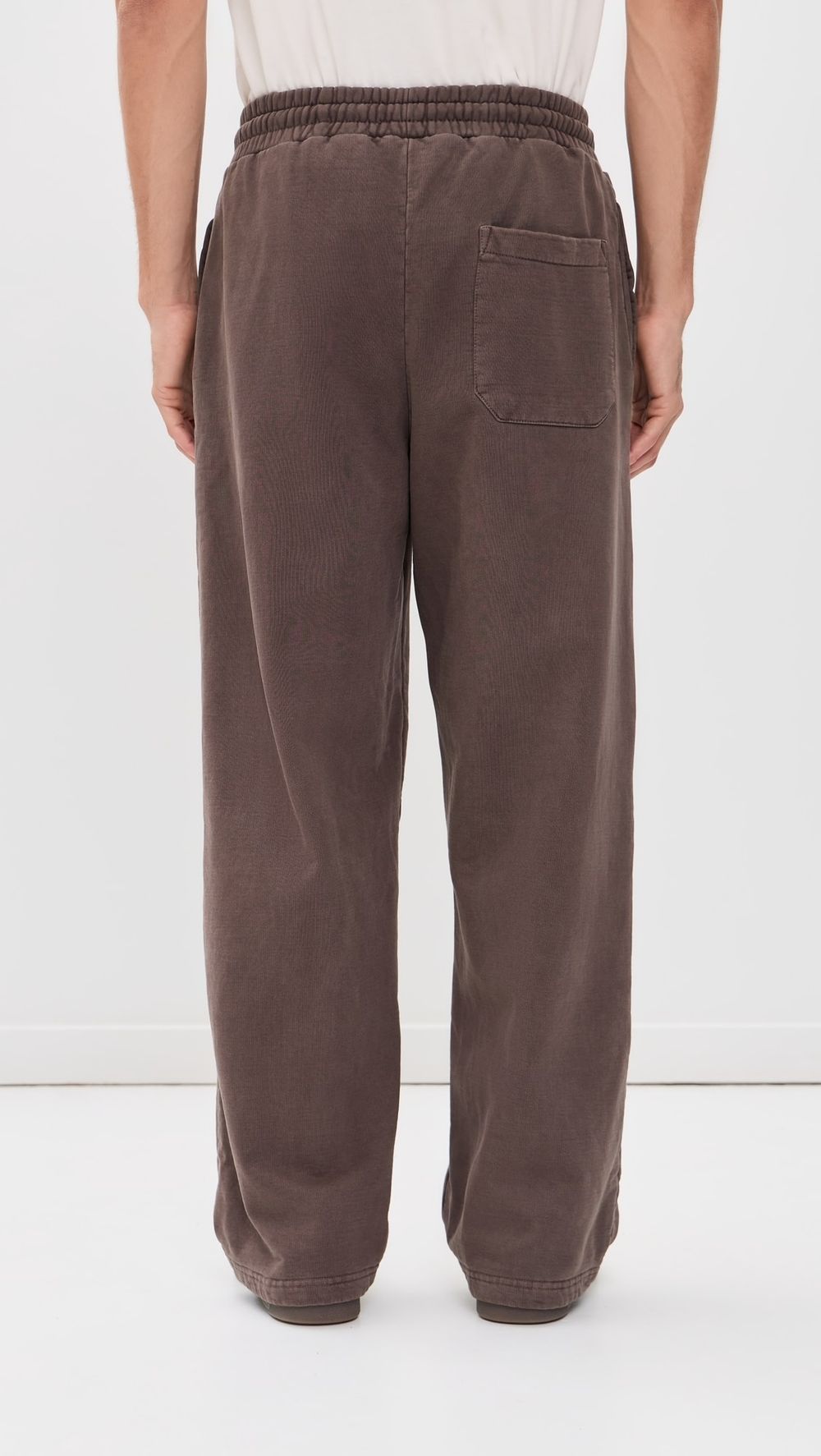 Брюки спортивные мужские ALPHA INDUSTRIES ESSENTIAL RELAXED FIT SWEATPANT (WASH)