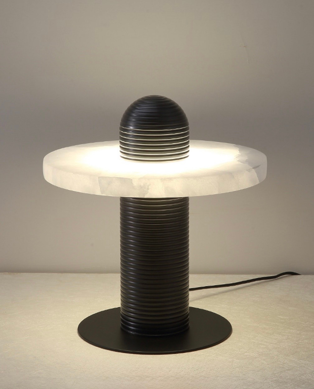 Table design lamp Median by Apparatus