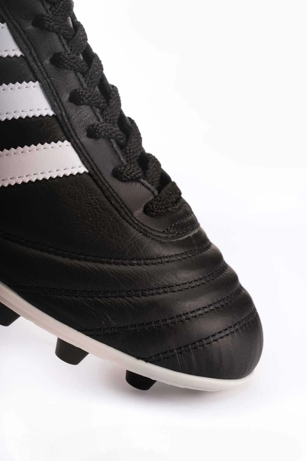 Бутсы adidas Copa Mundial
