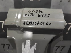 Стойка средняя правая Mercedes Viano (W639) 03-14 Б/У Оригинал A6396370200