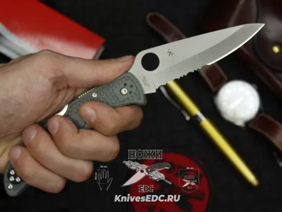 Складной нож Spyderco Endura C10PSFG c клинком из стали VG-10, рукоять FRN