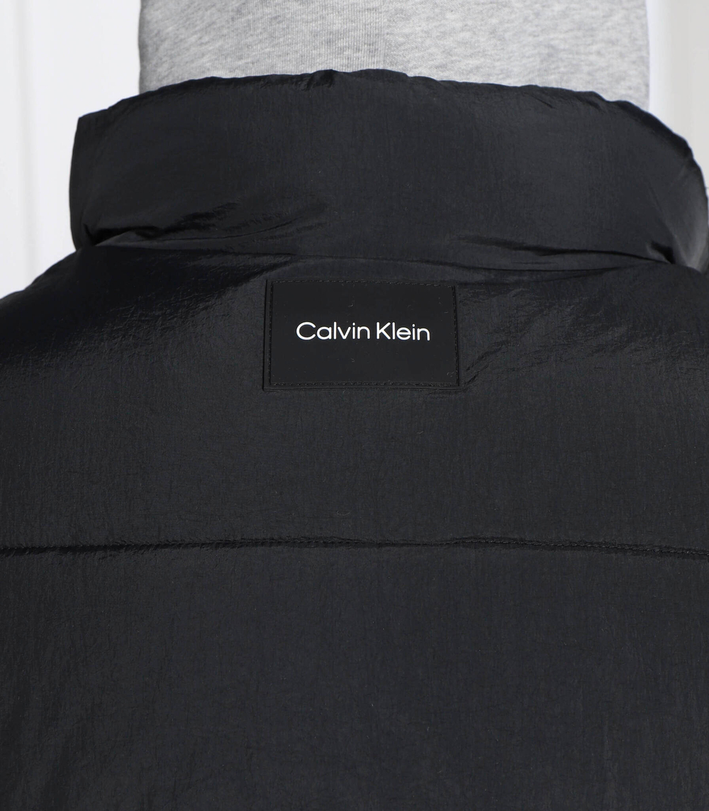 безрукавка crinkle Calvin Klein - черный(K10K110334)