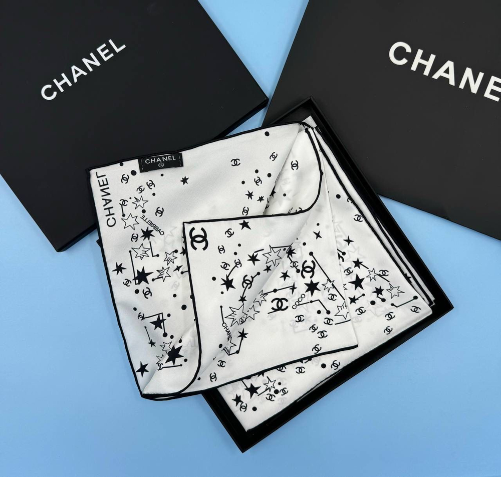 Платок CHANEL
