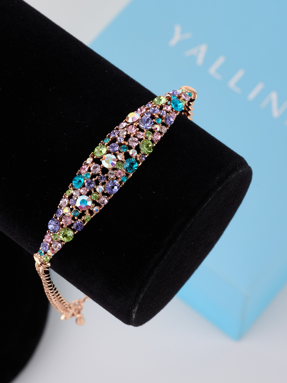 Браслет Россыпь из разноцветных камней Swarovski