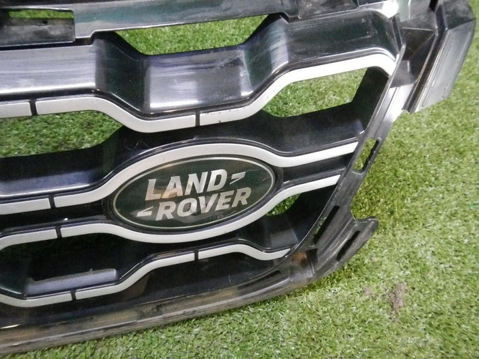 Решетка радиатора Range Rover Evoque 2 (2018-2024)