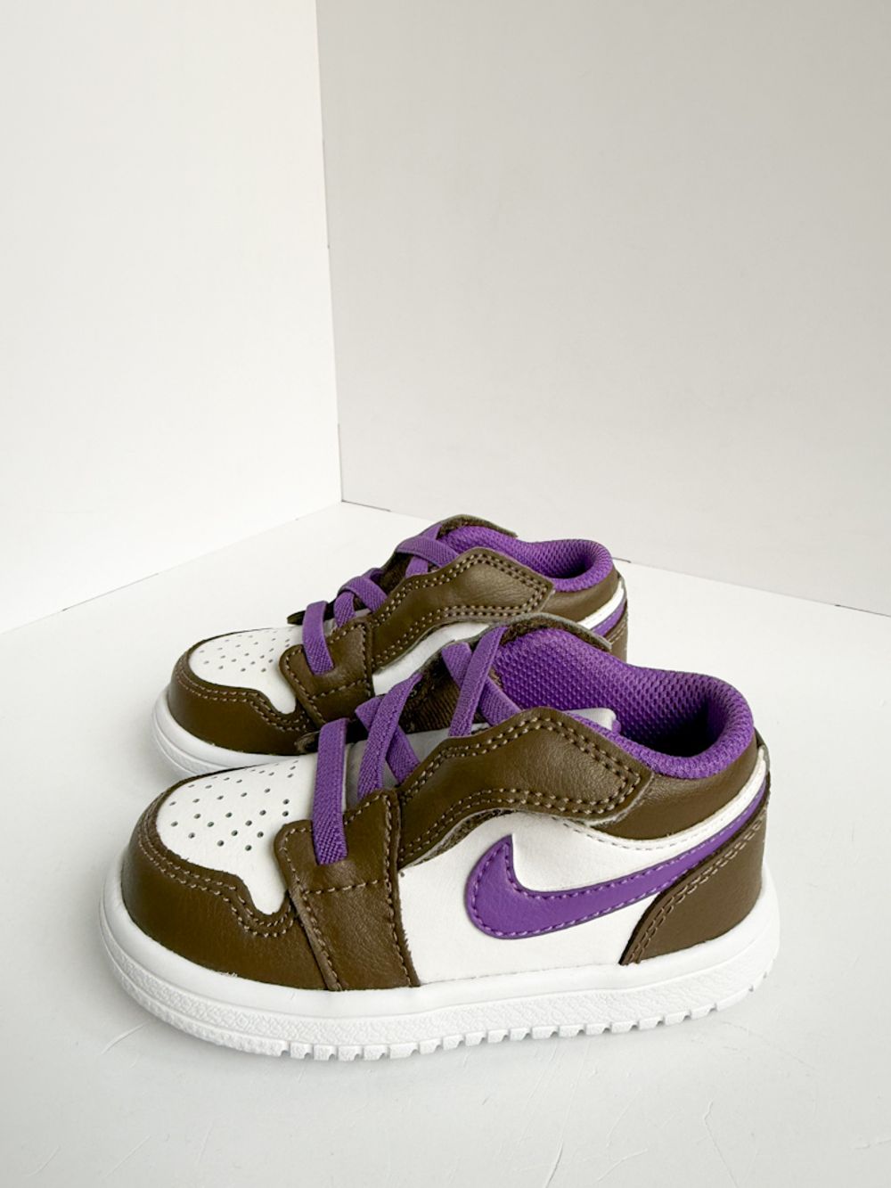 Новые кроссовки Nike Air Jordan, 22