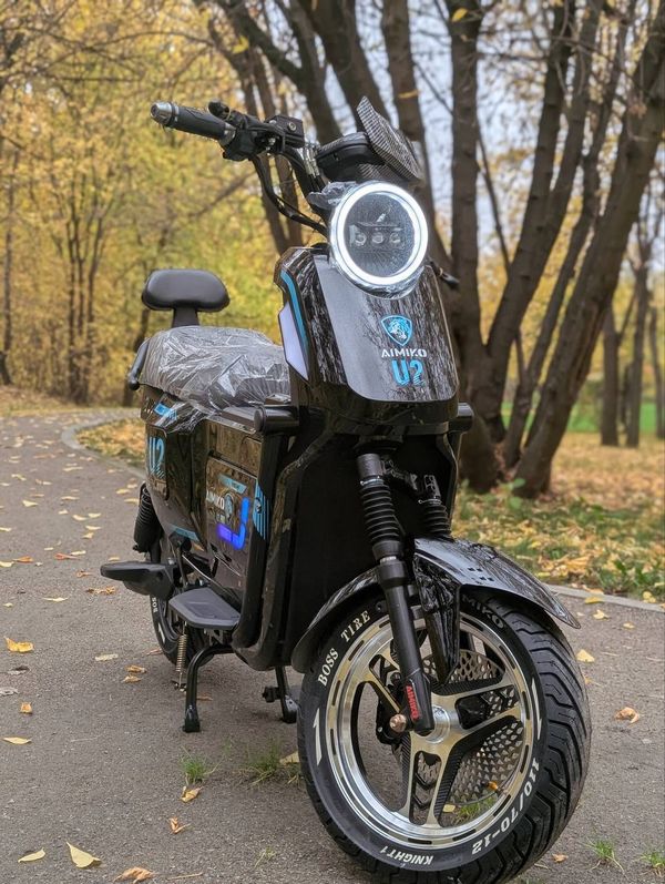 Электроскутер AMIKO U2 PRO 1500W (72V/65Ah) АКБ литий фото №2