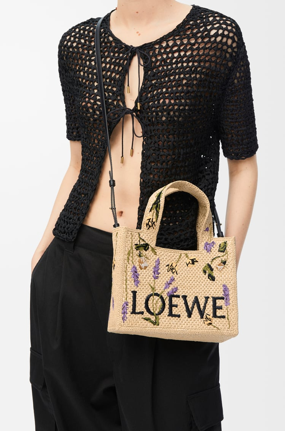 Loewe Маленькая сумка-тоут Font из рафии, натуральный
