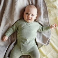 Слип на кнопках "Шалфей" из хлопка в рубчик 0+