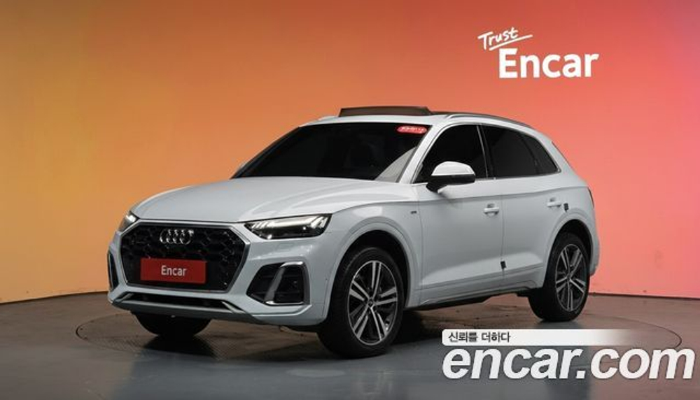 Audi Q5 45 TFSI Quattro Premium — 2021