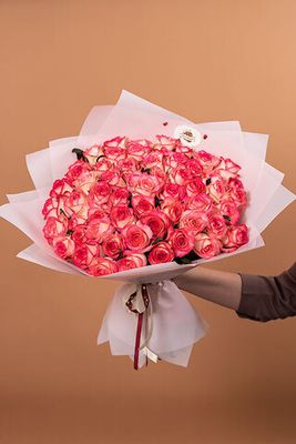 Монобукет из розовых роз