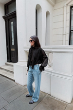 ТОП СО СБОРКАМИ И БАНТОМ НА СПИНЕ — ZARA