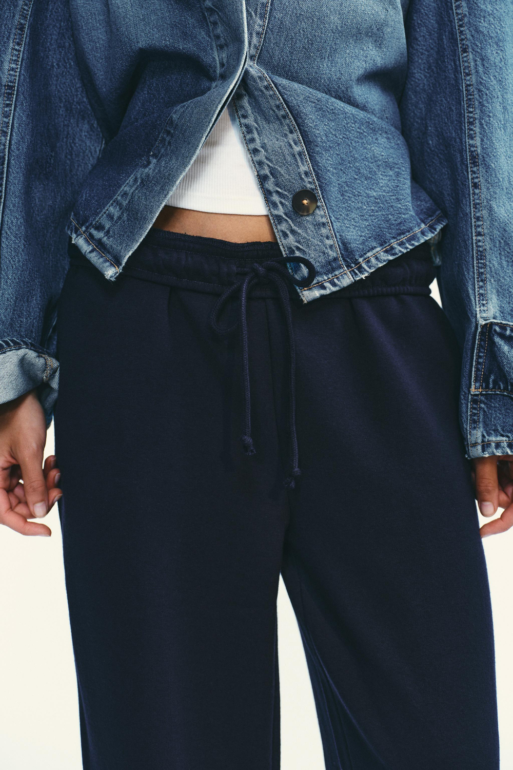 БАЗОВЫЕ ПРЯМЫЕ БРЮКИ ИЗ ФУТЕРА С РЕГУЛИРУЕМЫМИ МАНЖЕТАМИ — ZARA